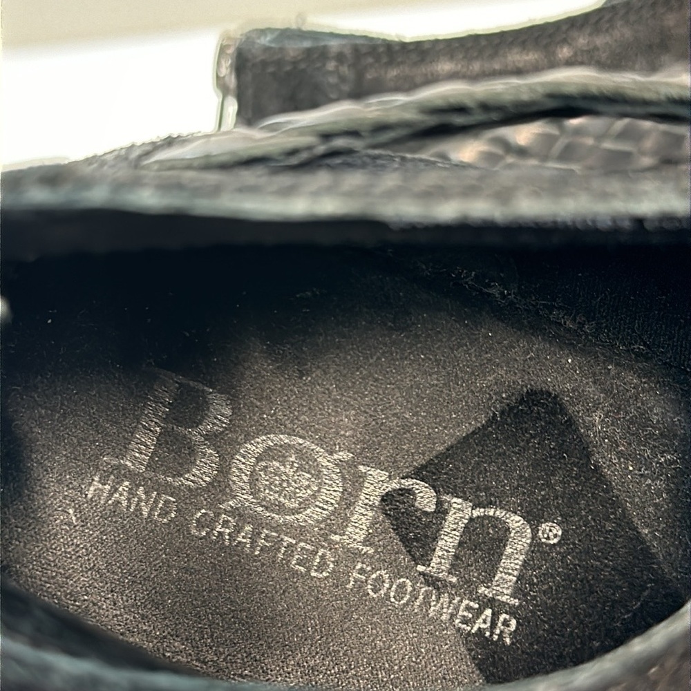 Born Sylvia Black Leather Booties Size 9 - Picture 16 of 16